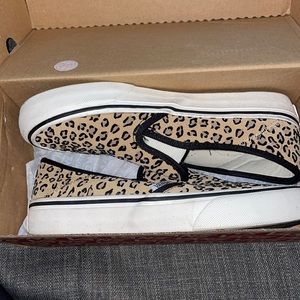Slip on vans cheetah print